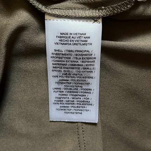 NWT Lauren Ralph Lauren Women's metallic Gold V-Neck Dress Size 16 - Picture 9 of 9